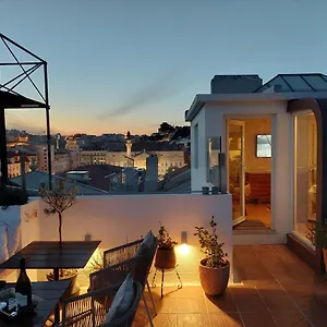 2* בית הארחה Augusta Boutique House